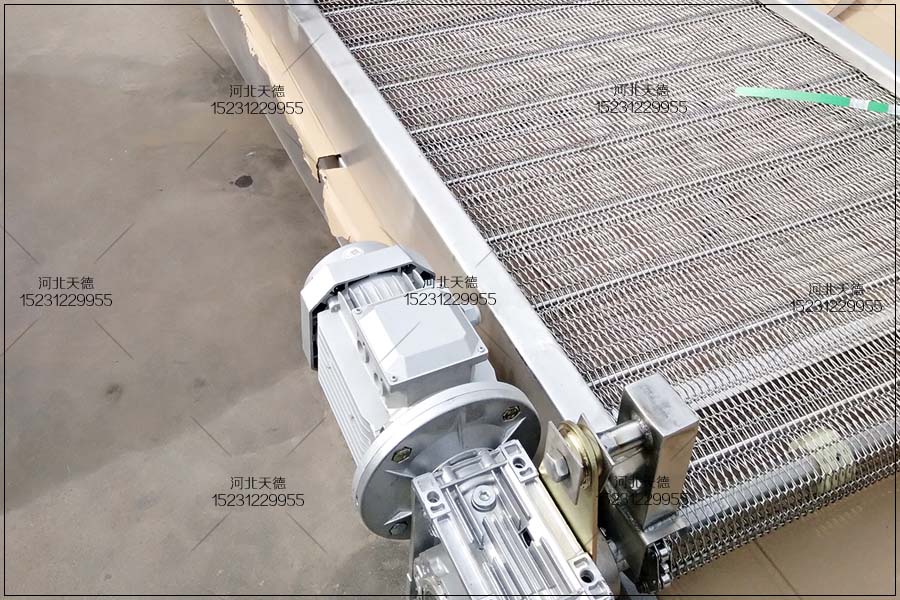 網(wǎng)帶輸送機(jī)