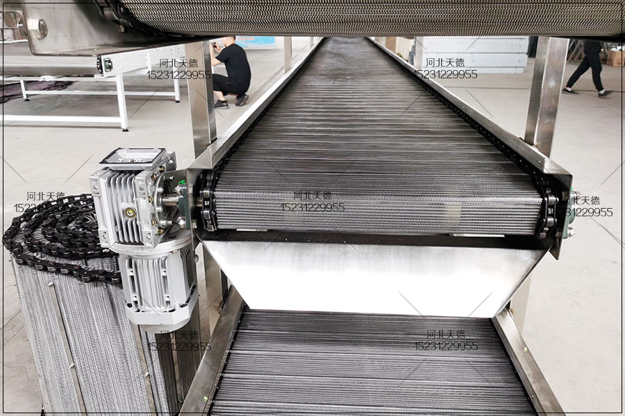 網(wǎng)帶輸送機(jī)