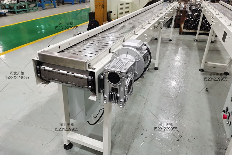 鏈板輸送機(jī)流水線(xiàn)