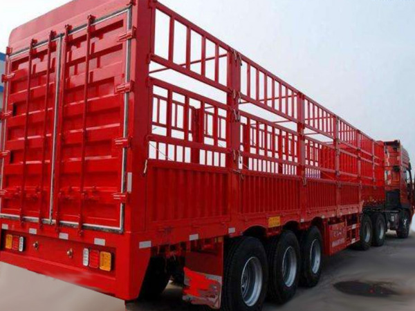 蘭州物流貨車13米長貨車,高欄半掛貨車